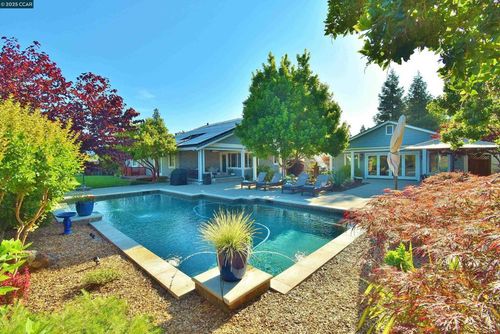 221 El Sobrante Dr, Danville, CA, 94526-2735 | Card Image