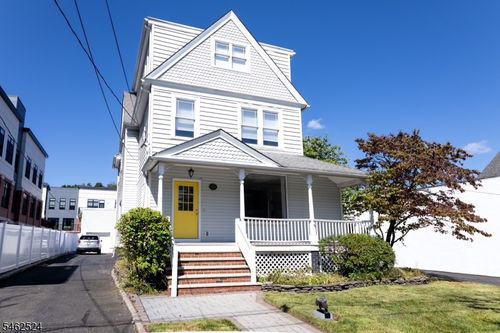 393 Millburn Ave, Millburn, NJ, 07041-1326 | Card Image