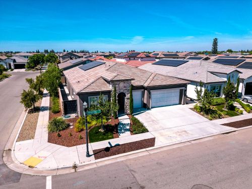 2785 N Armstrong Avenue, Fresno, CA, 93727 | Card Image