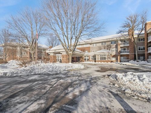 apt-350-605 Barrington Ave, East Dundee, IL, 60118-1457 | Card Image