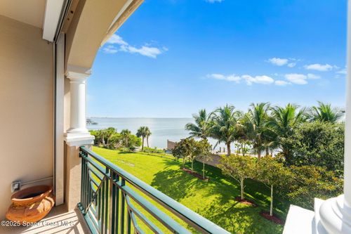 fl-3rd-2001 Julep Dr, Cocoa Beach, FL, 32931-4903 | Card Image