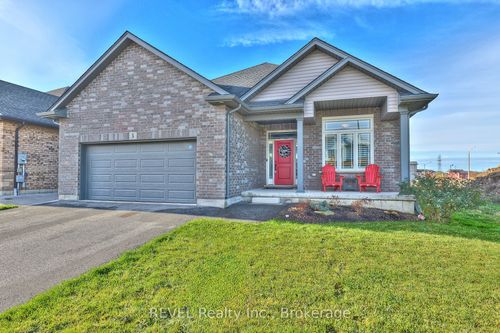 5 Cinnamon St, Thorold, ON, L2V0H5 | Card Image