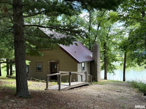 1674 Round House Ln, Victoria, IL, 61485-9554 | Card Image