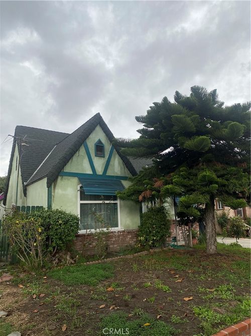 8453 Cypress Ave, South Gate, CA, 90280-2204 | Card Image