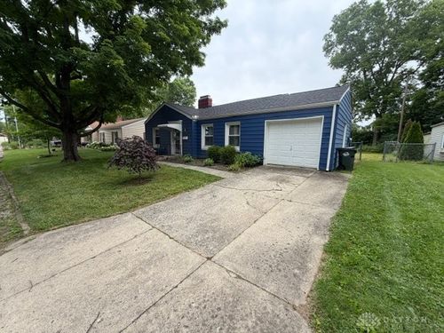 122 Cole Ave, Miamisburg, OH, 45342-2469 | Card Image