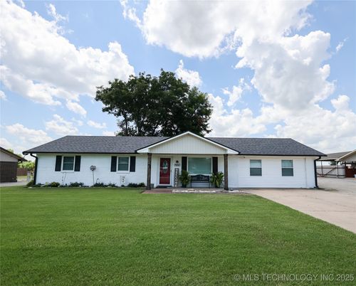 124 Hazelwood St, Davis, OK, 73030-2700 | Card Image