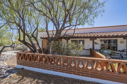 apt-a-221 S Paseo Tierra, Green Valley, AZ, 85614 | Card Image