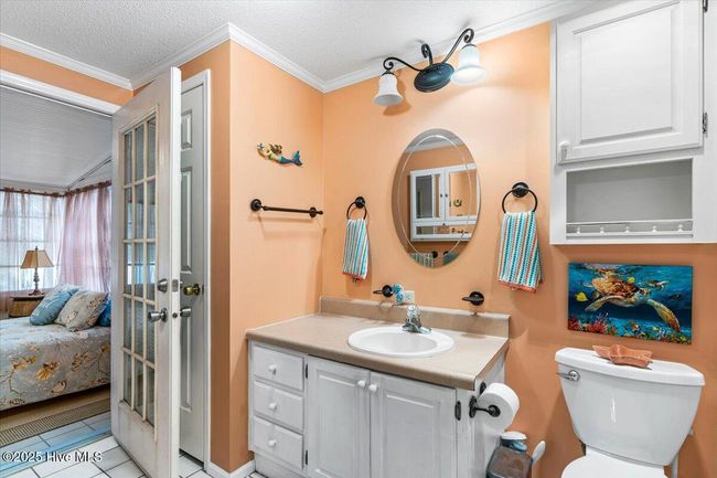 Primary Bathroom | Image 27