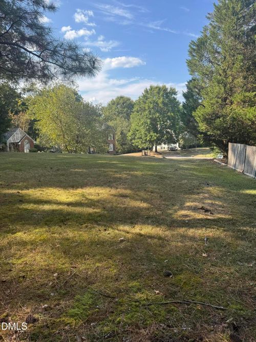 3 Falcon Nest Ct, Durham, NC, 27713-8122 | Card Image