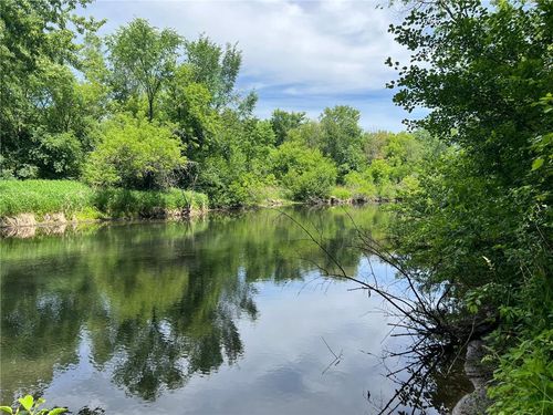 1130 River Dr, River Falls, WI, 54022-5750 | Card Image