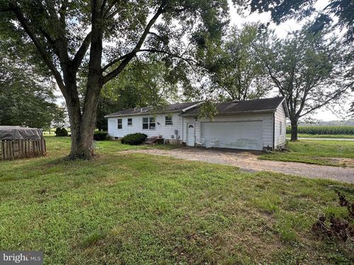 3318 Underwoods Corner Rd, CLAYTON, DE, 19938-2605 | Card Image