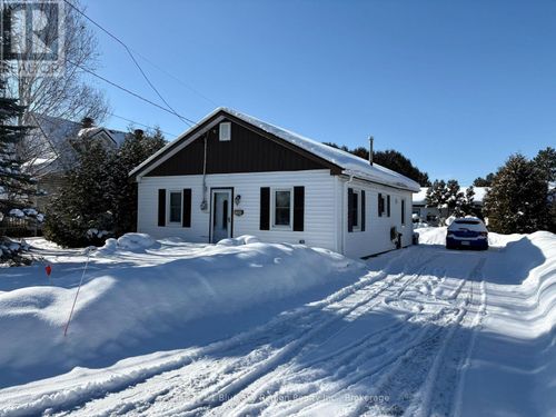 199 Toronto Street, West Nipissing (Sturgeon Falls), ON, P2B3J1 | Card Image