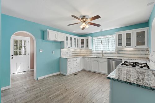 1506 Ridgecrest Dr Se, Albuquerque, NM, 87108-4456 | Card Image