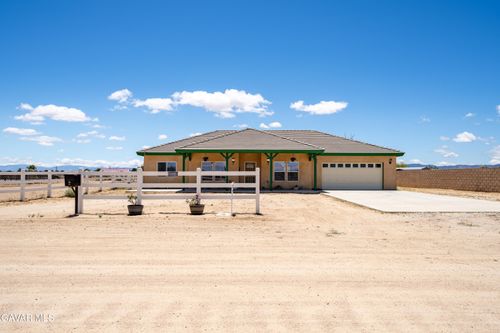 8224 W Avenue D4, Lancaster, CA, 93536-7026 | Card Image