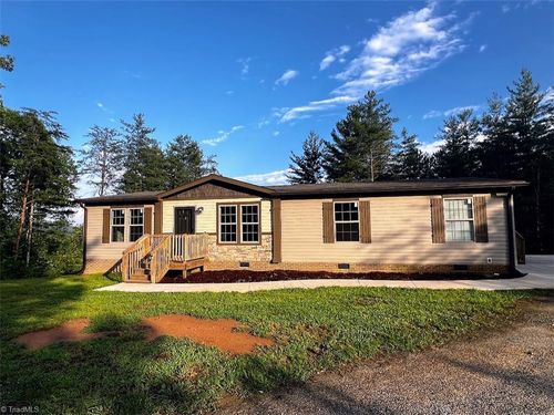 10917 N Nc Highway 16, Millers Creek, NC, 28651-7136 | Card Image