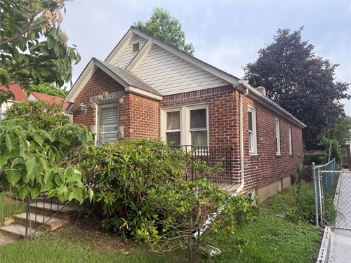 173 Fairchild Ave, Flushing, NY, 11358-3816 | Card Image