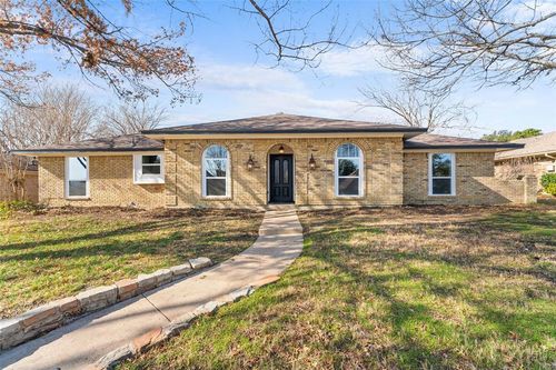 3325 Bluffview Drive, Garland, TX, 75043 | Card Image