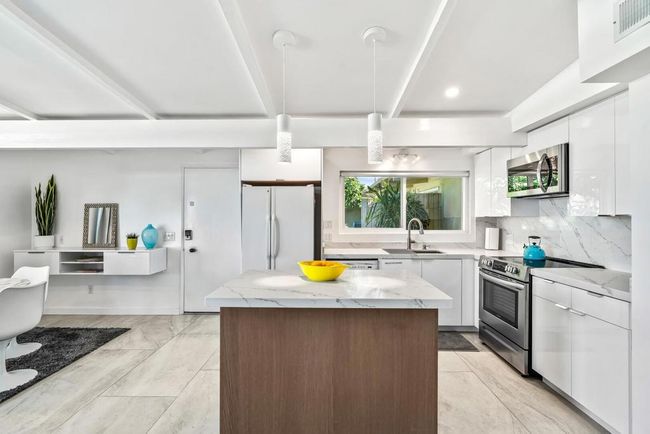 Kitchen | Image 9