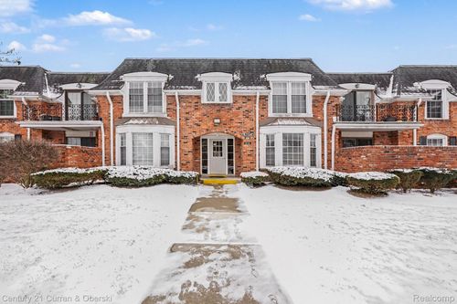 a-2-18301 W 13 Mile Rd, Southfield, MI, 48076-1108 | Card Image