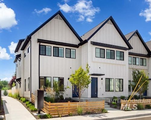 237 W Highland St, Boise, ID, 83706-3921 | Card Image