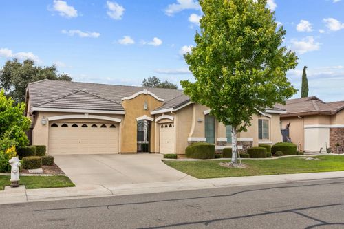7121 Gladwin Way, Elk Grove, CA, 95757-4000 | Card Image