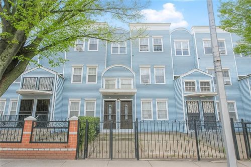 934 Jefferson Ave, Brooklyn, NY, 11221-4205 | Card Image