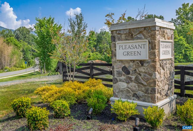 6031 Mccomb St, House attached with 3 bedrooms, 3 bathrooms and null parking in CROZET VA | Image 31