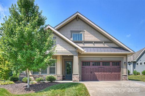 3856 Zemosa Ln Nw, Concord, NC, 28027-7997 | Card Image