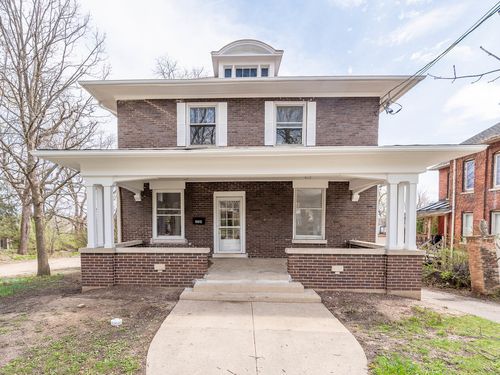 250 N Batavia Ave, Batavia, IL, 60510-1904 | Card Image