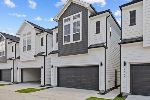 3426 Bolin Rd, Houston, TX, 77092-6173 | Card Image