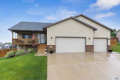 811 Crimson Ct, House other with 4 bedrooms, 3 bathrooms and null parking in Rapid City SD | Image 1