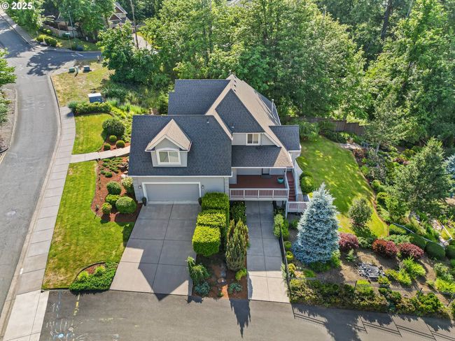 380 Mountaingate Dr, House other with 3 bedrooms, 3 bathrooms and 3 parking in Springfield OR | Image 47