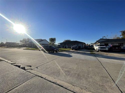 900 Wayne Ave, Westwego, LA, 70094-4016 | Card Image