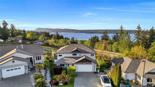 517 Louise Rd, Ladysmith, BC, V9G1W7 | Card Image