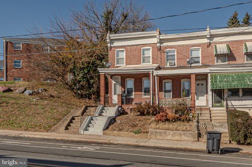 1327 Maryland Ave, WILMINGTON, DE, 19805-4733 | Card Image