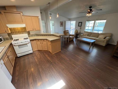 spc-77-1001 S Hale Ave, Escondido, CA, 92029-2179 | Card Image