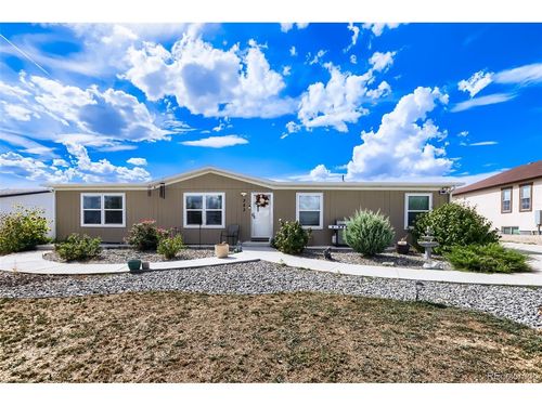323 N Cedar St, Keenesburg, CO, 80643-9002 | Card Image