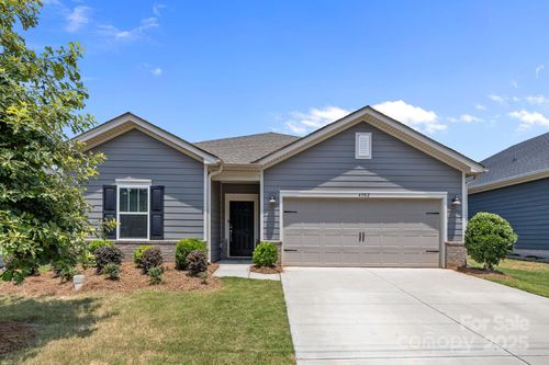4502 Bright Road, Charlotte, NC, 28214 | Card Image