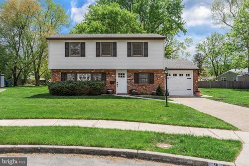 2 Grass Rd, CHERRY HILL, NJ, 08034-2733 | Card Image