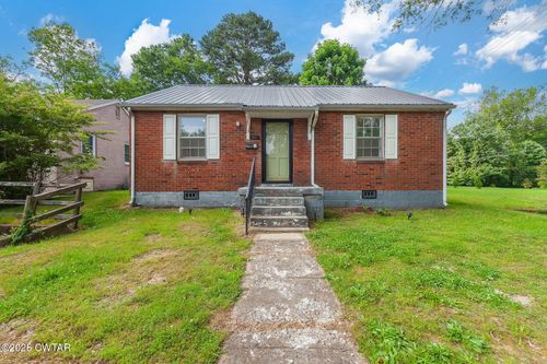402 Edgewood St, Paris, TN, 38242-4295 | Card Image