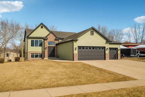 2235 Coldspring Rd, Crown Point, IN, 46307 | Card Image