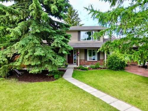 119 Midland Pl Se, Calgary, AB, T2X1N1 | Card Image