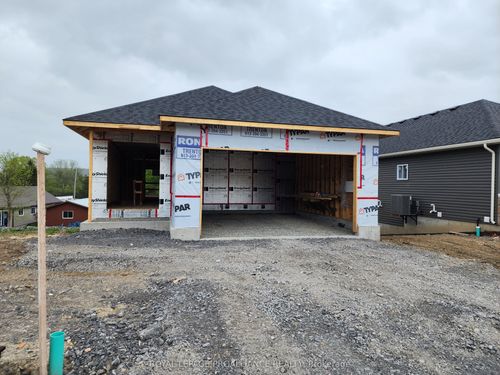 19 Cedarwood St, Frankford, ON, K0K2C0 | Card Image