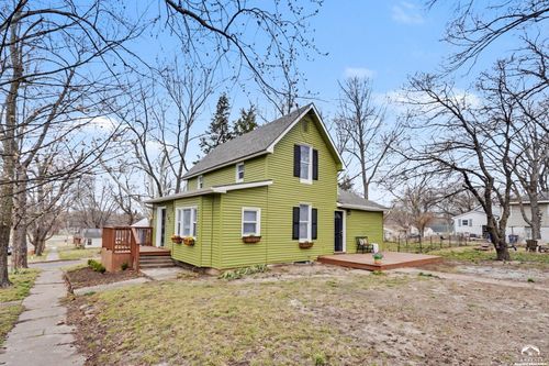 202 E 9th St, Eudora, KS, 66025-9426 | Card Image