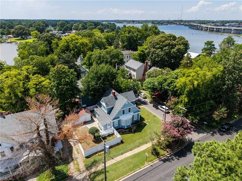 102 Bruce Pl, Portsmouth, VA, 23707-1517 | Card Image