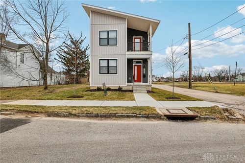 1260 W 1st St, Dayton, OH, 45402-6631 | Card Image