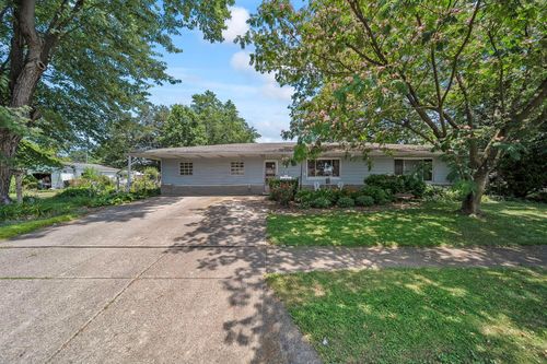3750 Dresden St, Columbus, OH, 43224-2815 | Card Image
