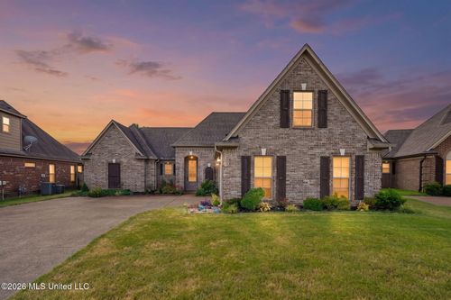 3471 Enclave Dr, Southaven, MS, 38672-7049 | Card Image