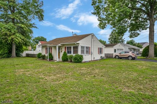 2 Orchid Pl, Middlesex, NJ, 08846-2344 | Card Image