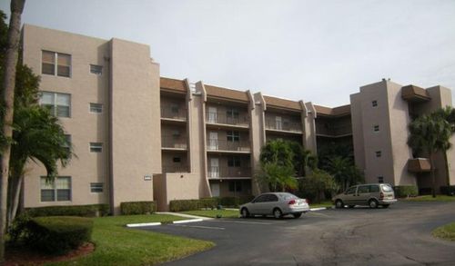 207-9460 Tangerine Pl, Davie, FL, 33324-4449 | Card Image